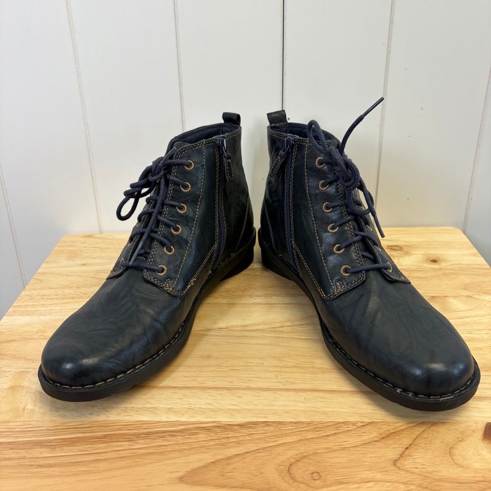 Clarks Nikki North Comfort Leather Lace Up Booties Women Size 10M Dark Academia - Picture 7 of 8